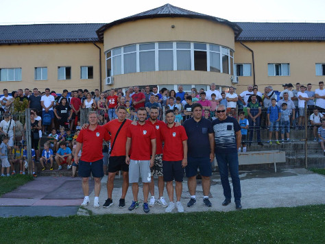 Înscrieri pentru Centrul de Copii și Juniori